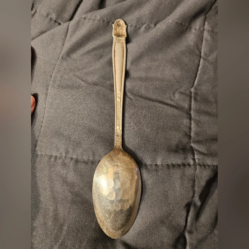 Holmes & Edwards Inlaid Silverplate‎ Spoon Vintage “Nom Nom Nom”